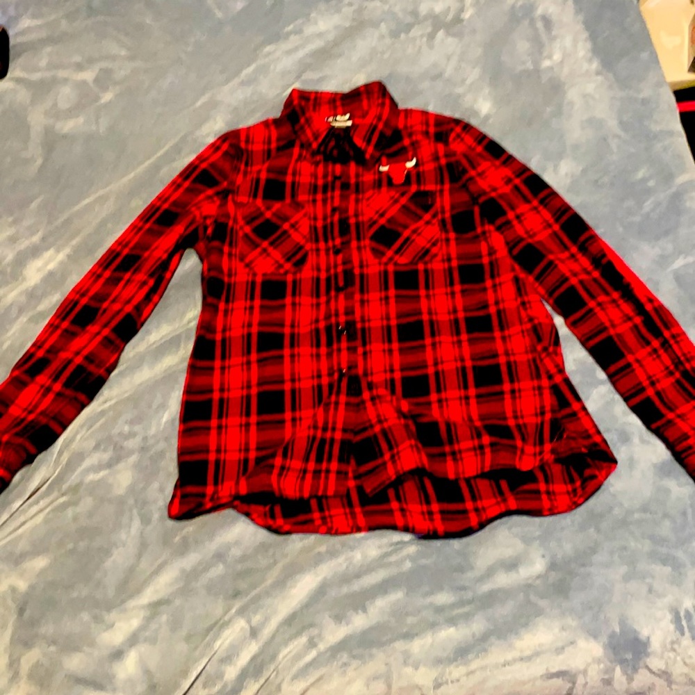 Women Chicago Bull long-sleeved shirt  Size Medium